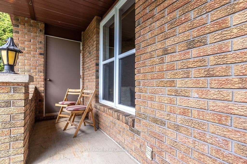 5529 Woodeden Drive, Ottawa, ON — photo 3
