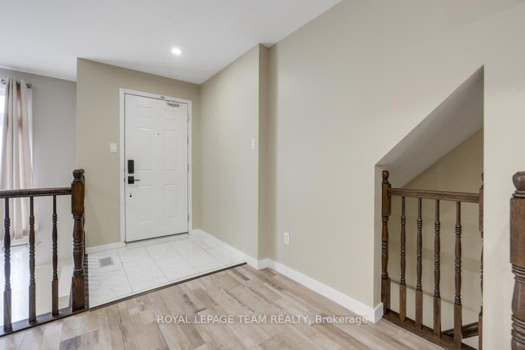 136 - 1512 Walkley Road, Ottawa, ON — photo 2