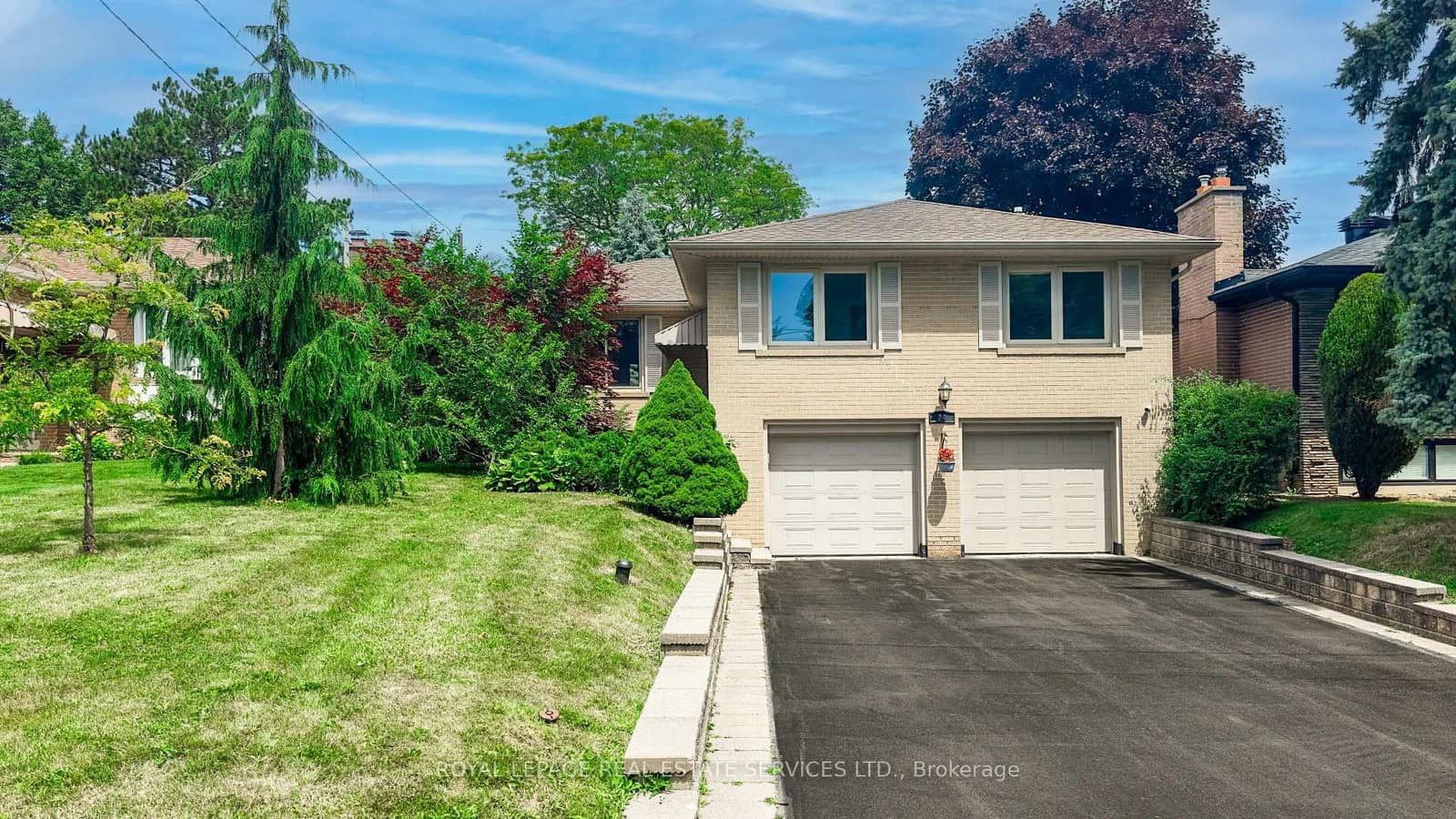 24 Burleigh Heights Drive, Toronto, ON — photo 2