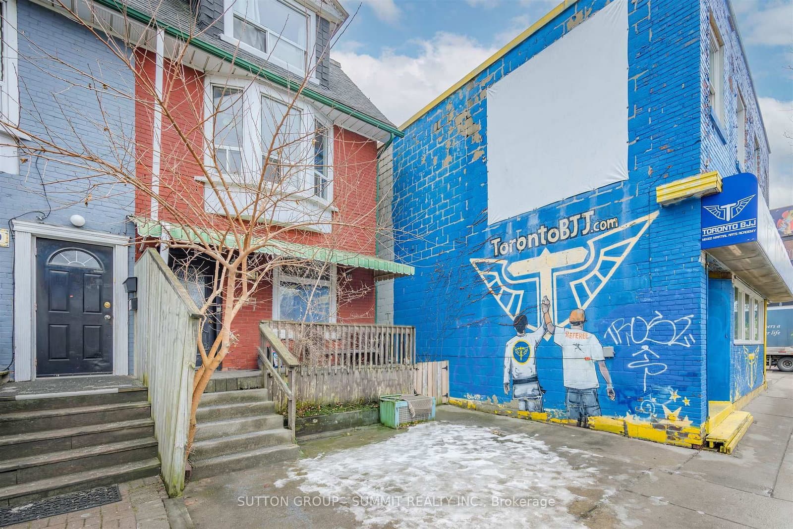 811 Bloor Street, Toronto, ON — photo 3