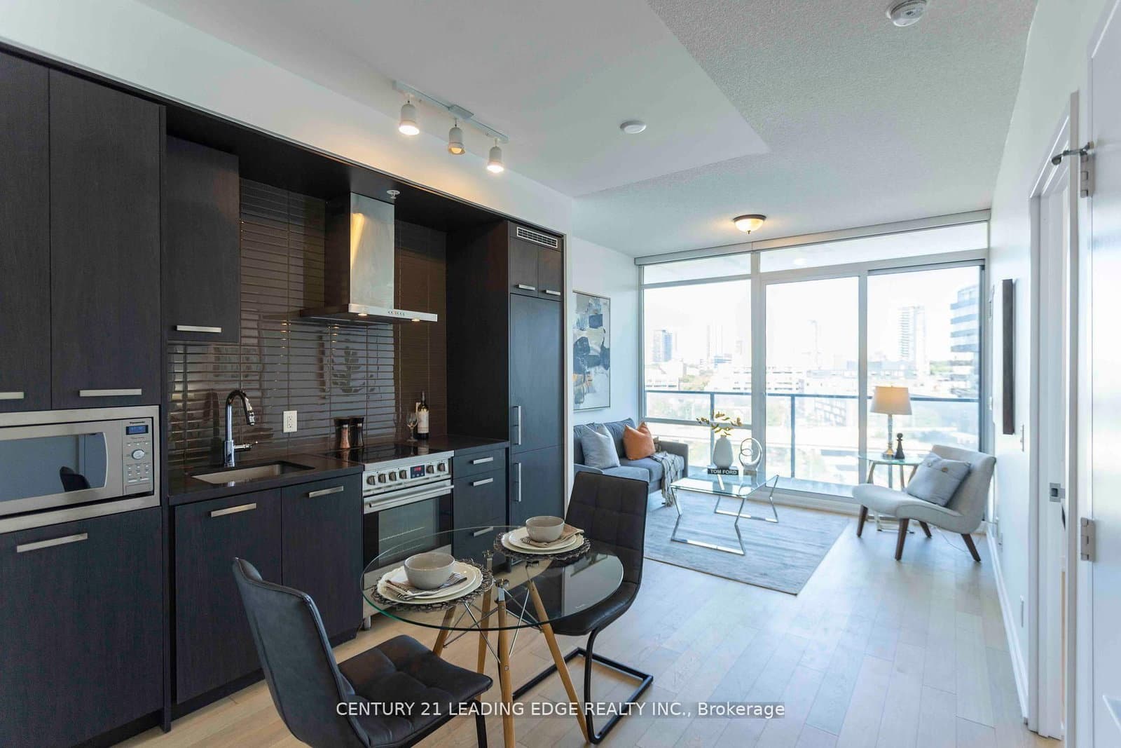 S810 - 120 Bayview Avenue, Toronto, ON — photo 3
