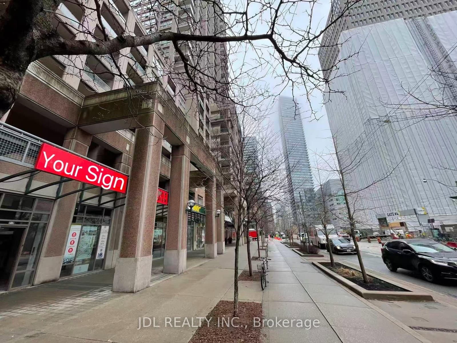 R1A - 925 Bay Street, Toronto, ON
