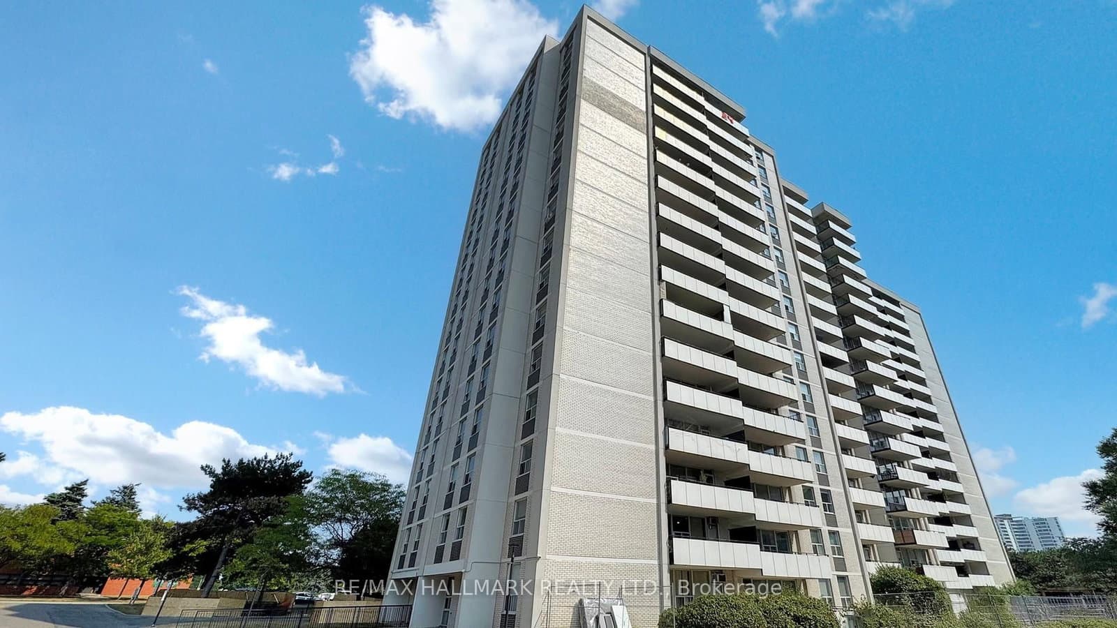 703 - 20 Forest Manor Road, Toronto, ON