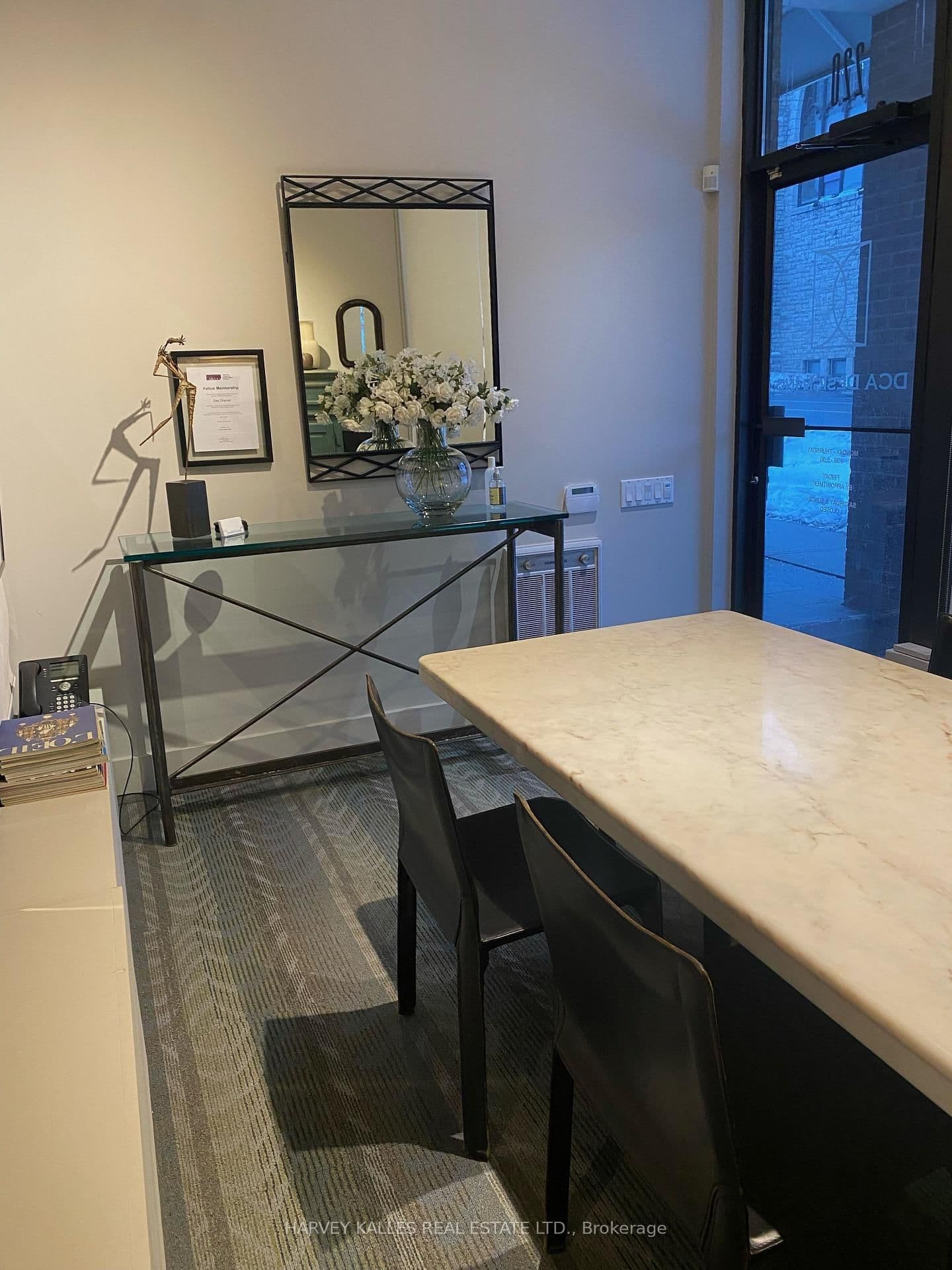 4 - 220 Avenue Road, Toronto, ON — photo 2