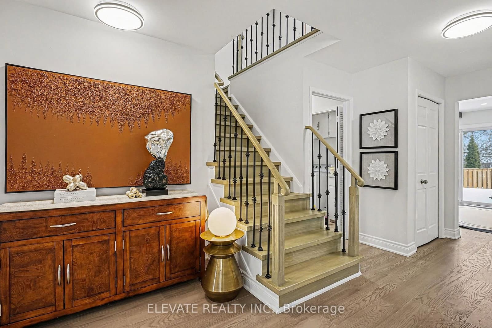 21 Whitehorn Crescent, Toronto, ON — photo 3