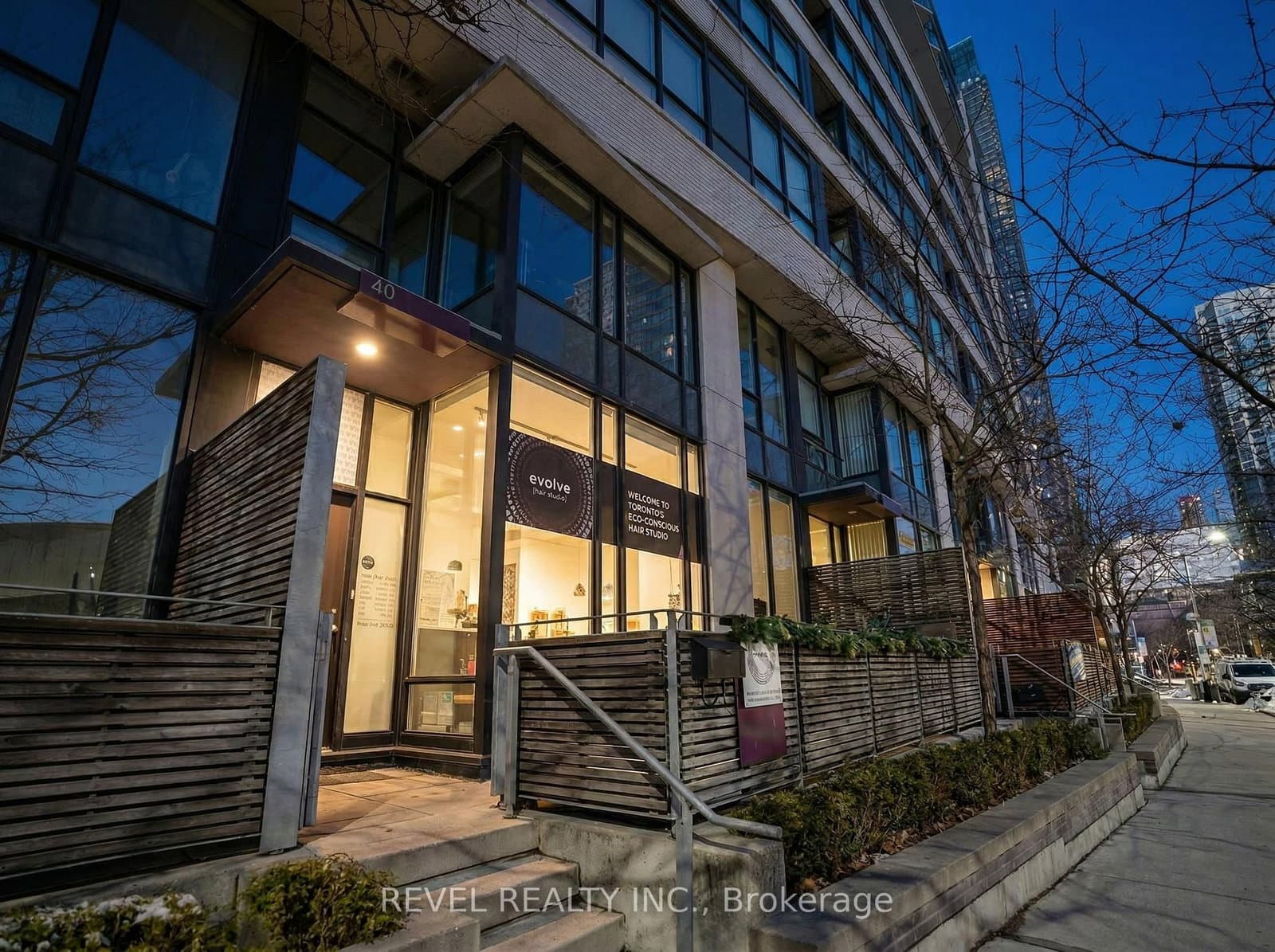 G05 - 40 Fort York Boulevard, Toronto, ON
