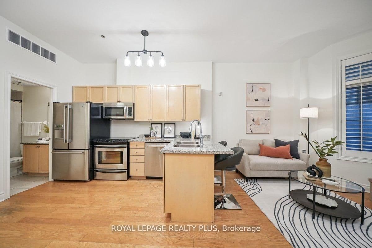 121 - 71 McCaul Street, Toronto, ON — photo 2