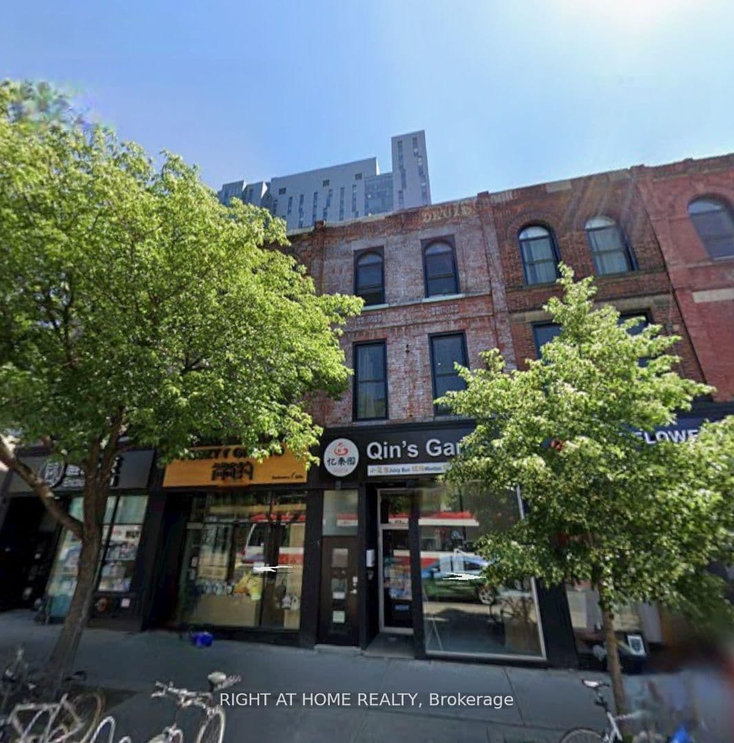 2 - 437 Spadina Avenue, Toronto, ON