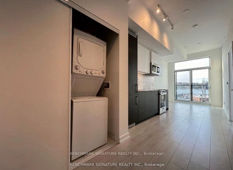 709 - 500 Dupont Street, Toronto, ON — photo 3