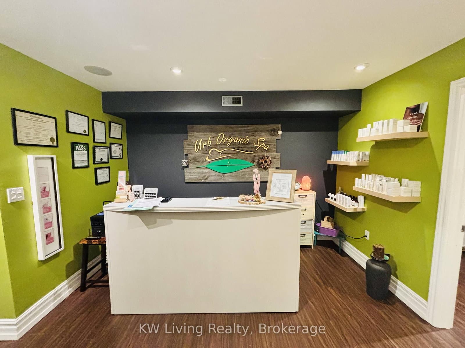 Second Floor - 701 Mount Pleasant Road, Toronto, ON