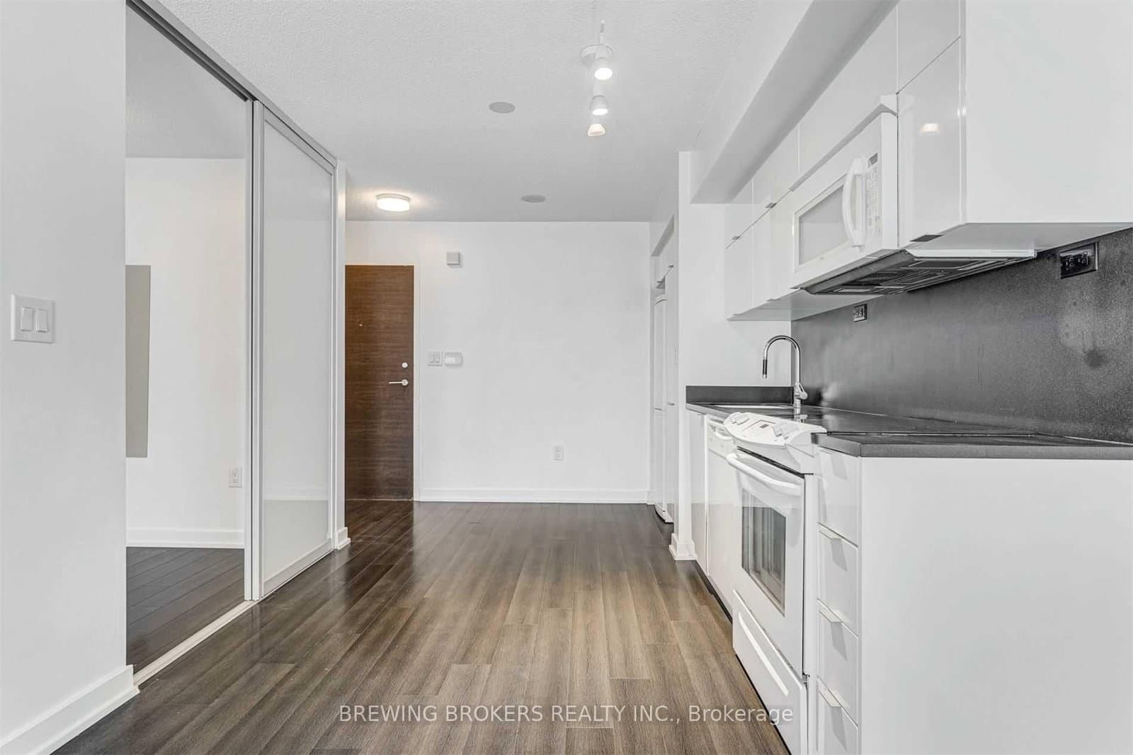 1903 - 21 Iceboat Terrace, Toronto, ON