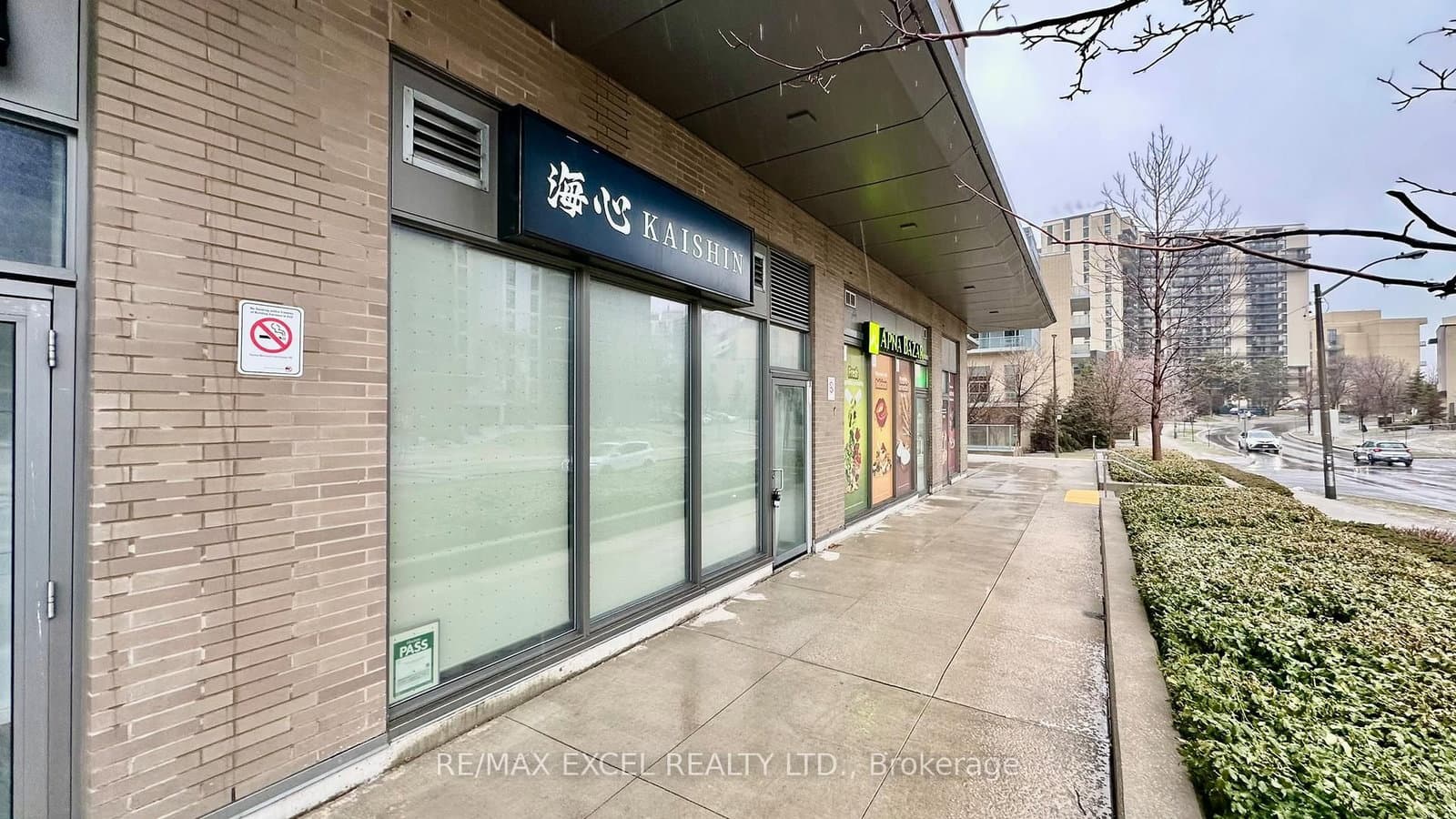 3 - 56 Forest Manor Road, Toronto, ON