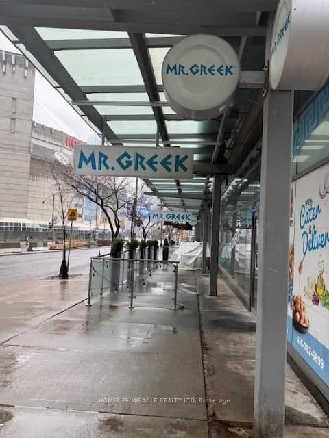 333 Bremner Boulevard, Toronto, ON — photo 3