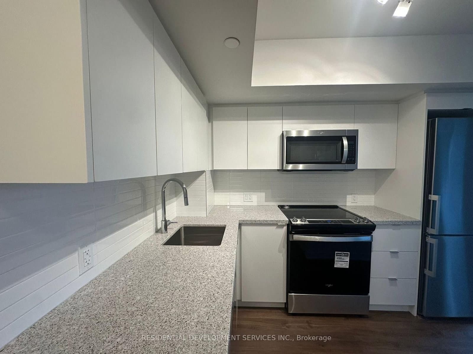 1110 - 500 Wilson Avenue, Toronto, ON — photo 3
