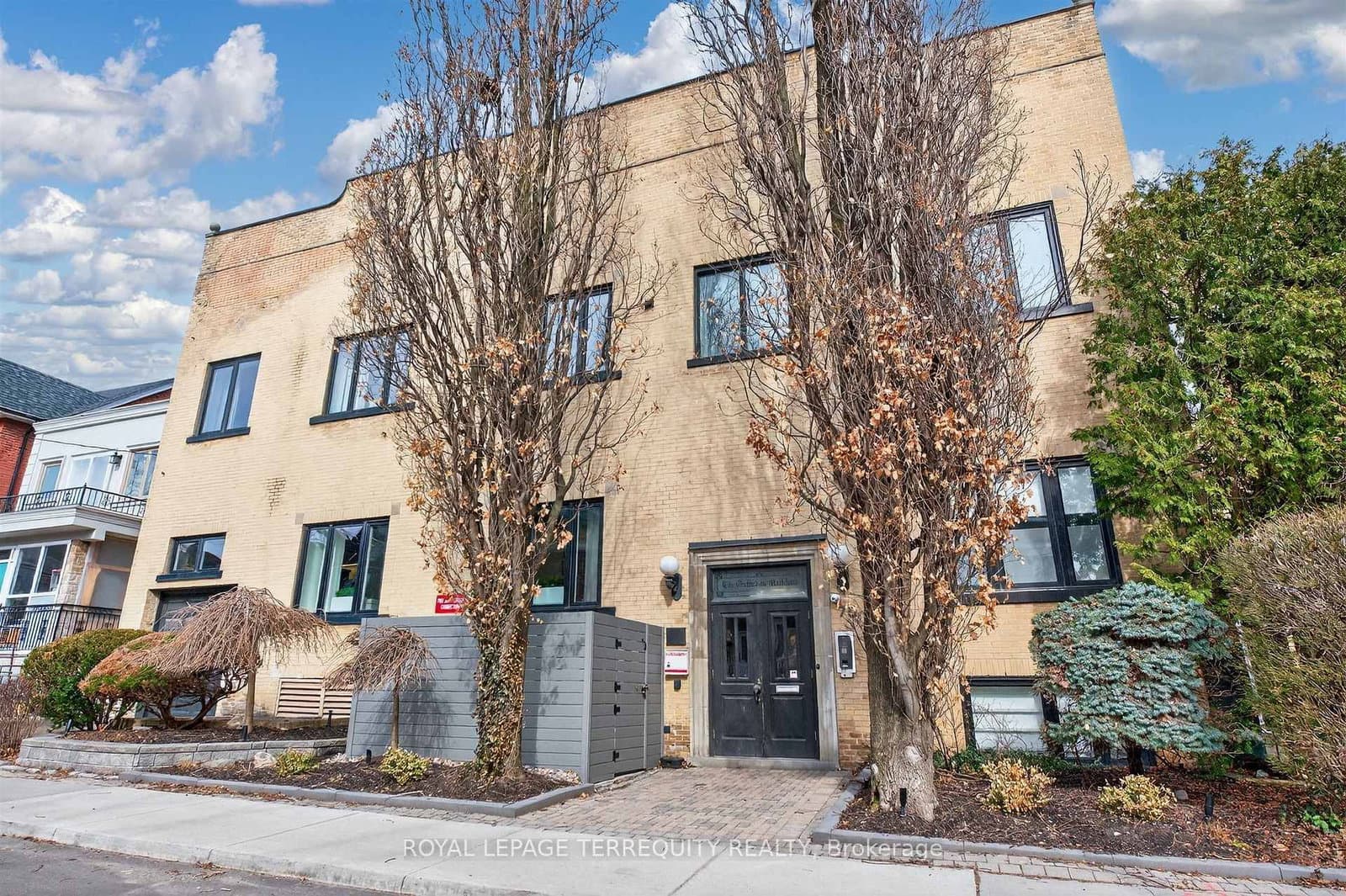 1 - 75 Markham Street, Toronto, ON