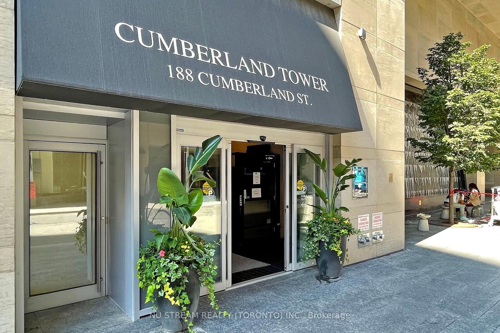 1107 - 188 Cumberland Street, Toronto, ON