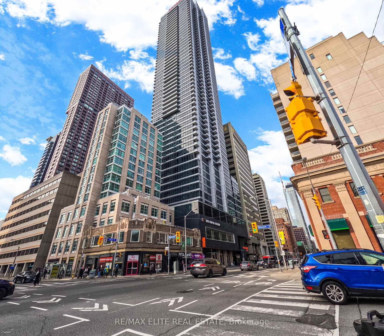 1711 - 395 Bloor Street, Toronto, ON