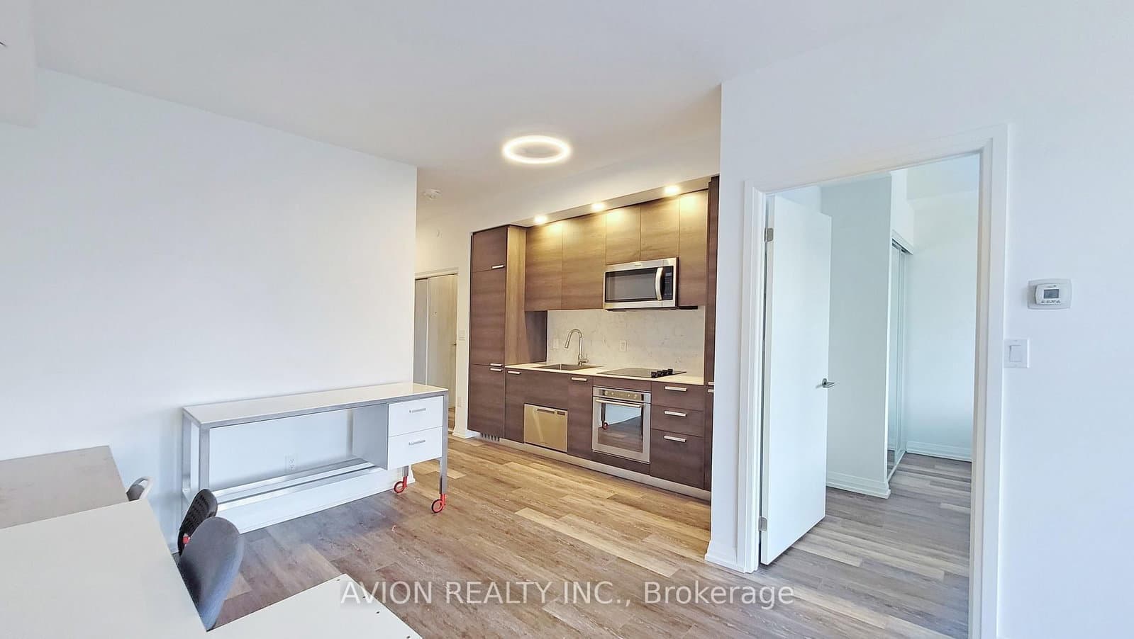 2508 - 75 Canterbury Place, Toronto, ON — photo 3