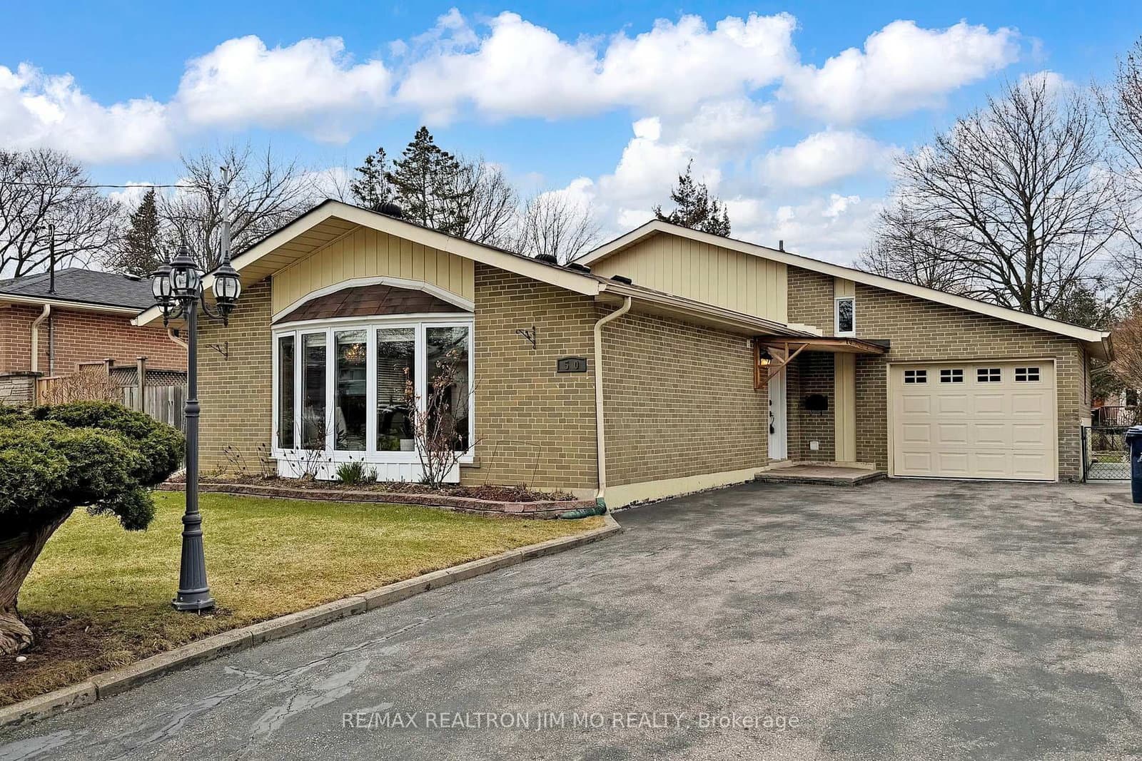 50 Nymark Avenue, Toronto, ON
