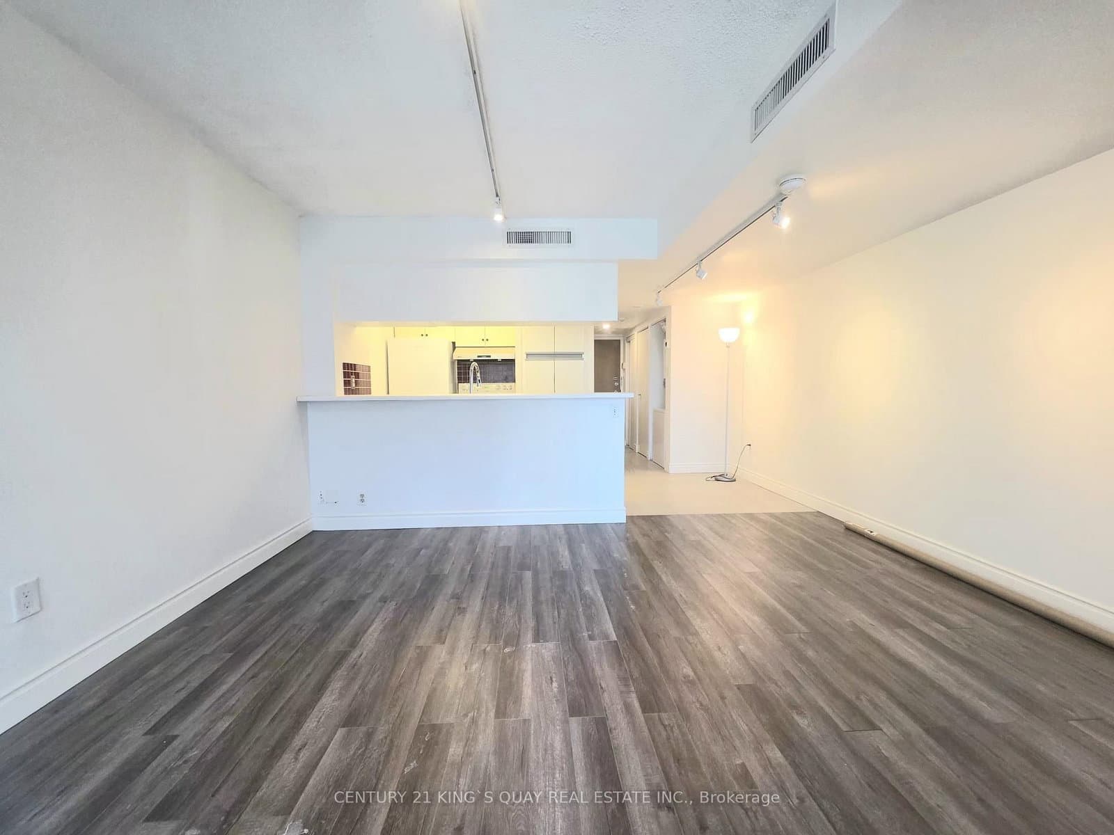 2513 - 1001 Bay Street, Toronto, ON — photo 2