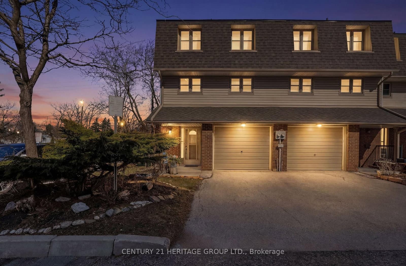 40 - 24 Purple Sageway, Toronto, ON — photo 2