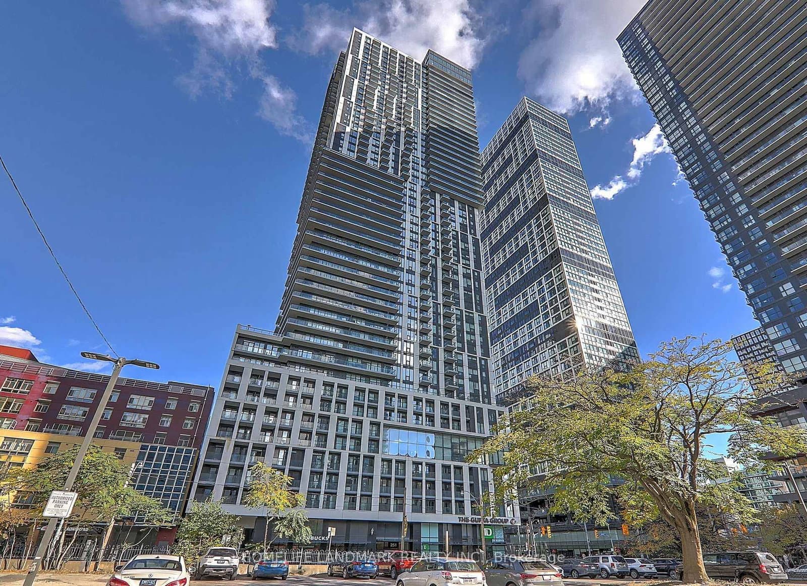 1718 - 251 Jarvis Street, Toronto, ON