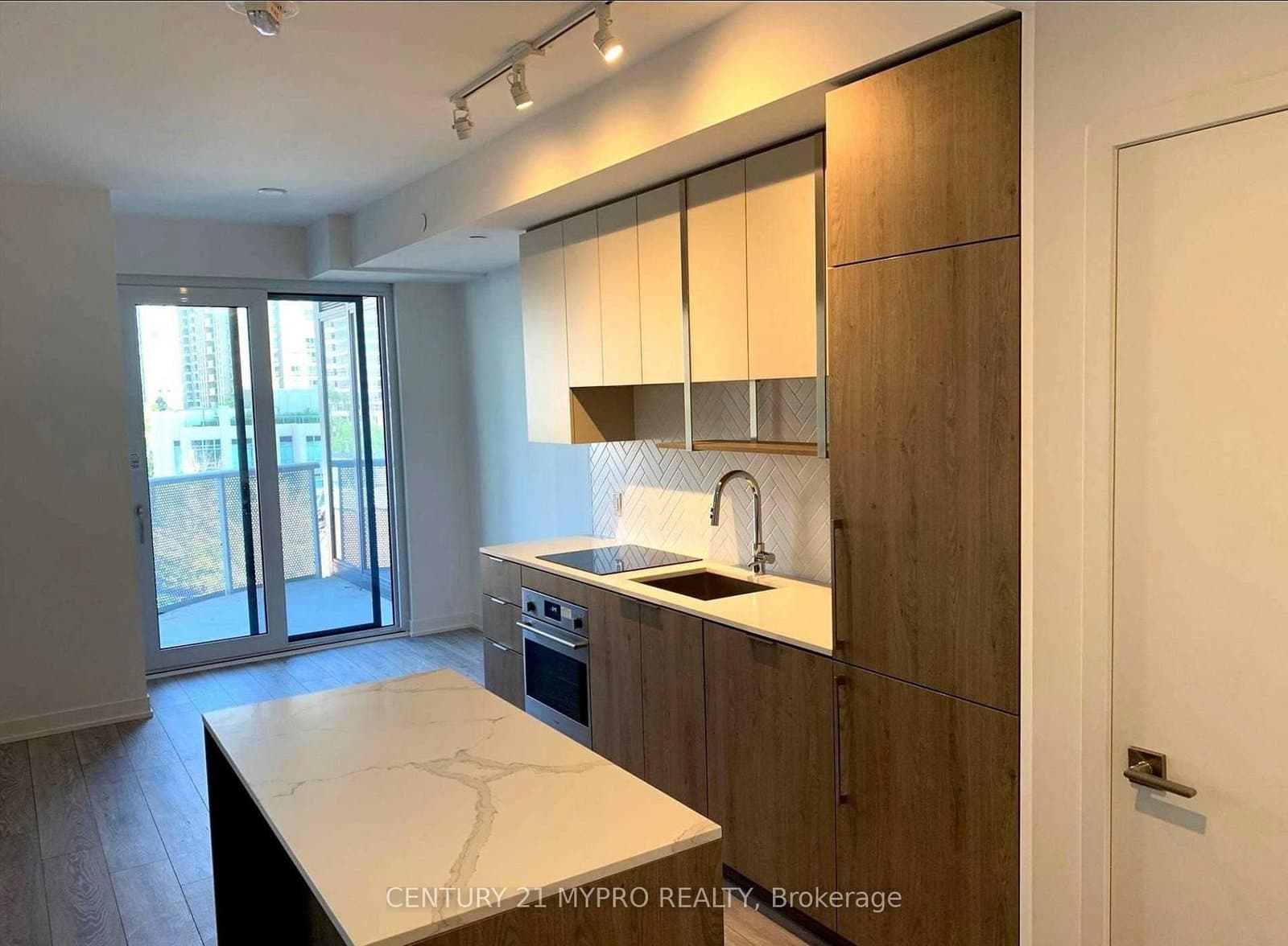 507 - 15 Holmes Avenue, Toronto, ON — photo 2