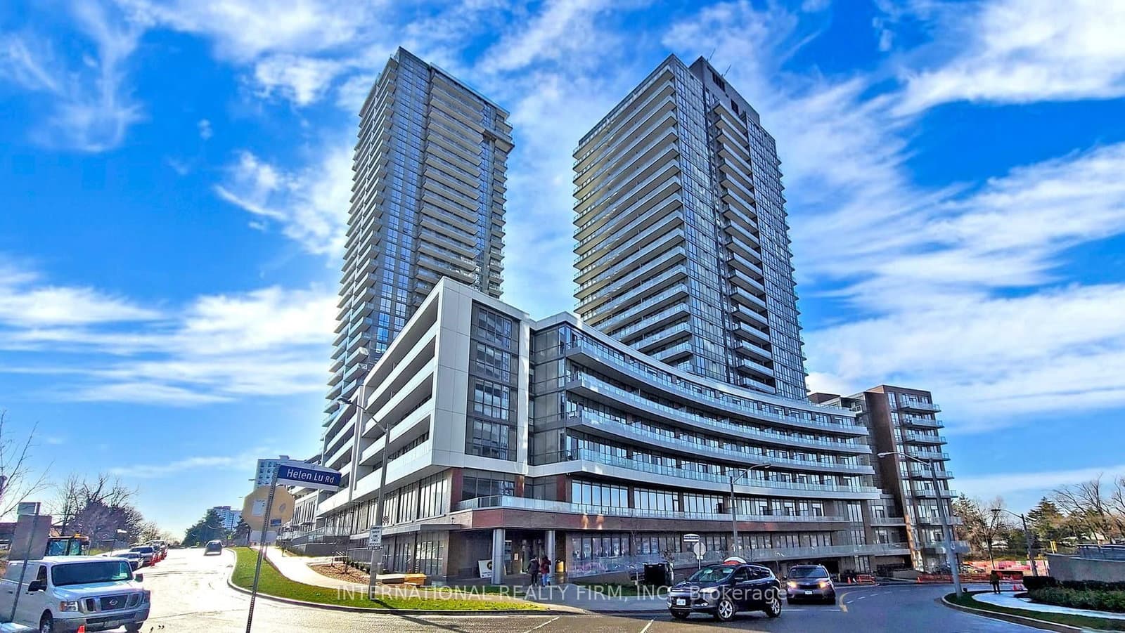 904 - 32 Forest Manor Road, Toronto, ON — photo 2