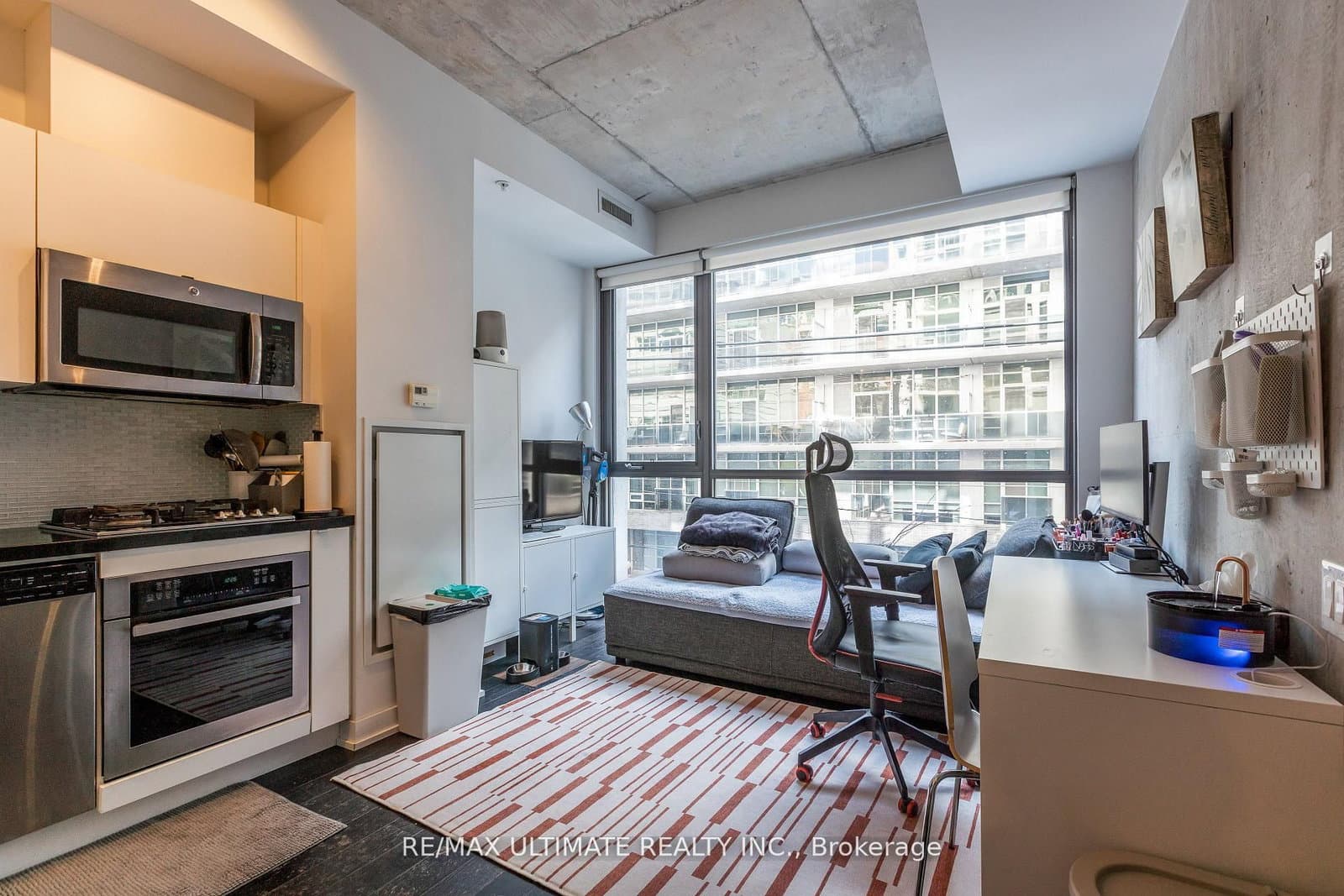 206 - 39 Brant Street, Toronto, ON — photo 3