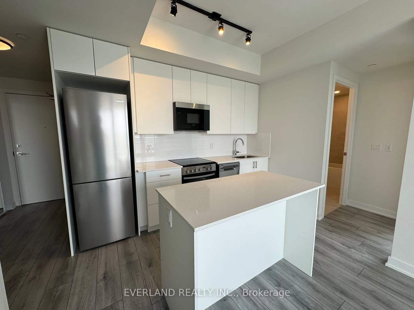 905 - 15 Ellerslie Avenue, Toronto, ON — photo 3