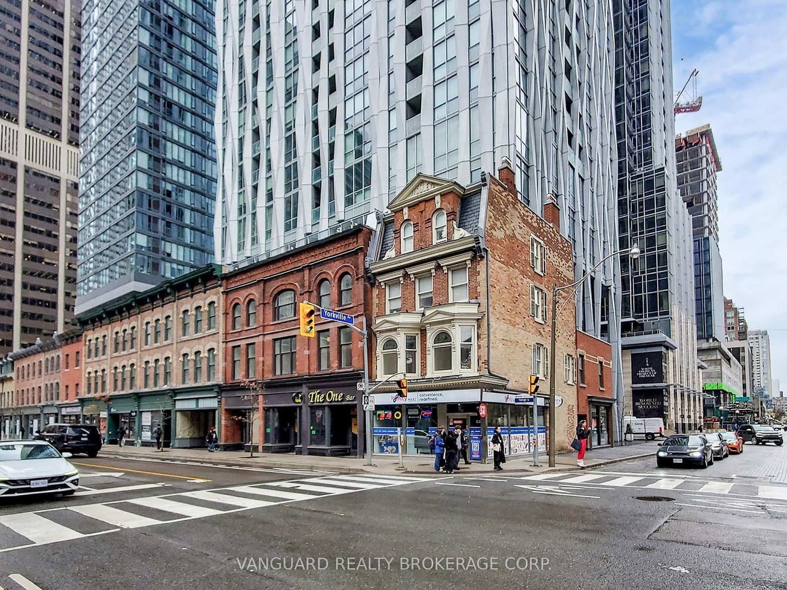 107, 108 & 1010 - 1 Yorkville Avenue, Toronto, ON