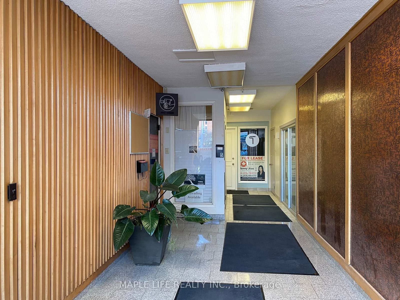 106 - 901 Yonge Street, Toronto, ON — photo 2