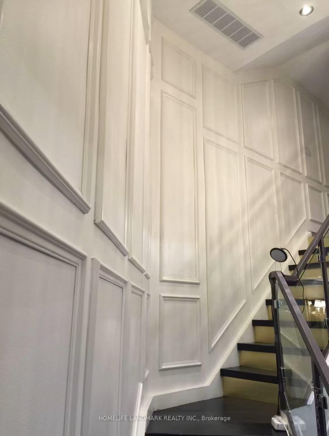 3 - 5 Northtown Way, Toronto, ON — photo 3