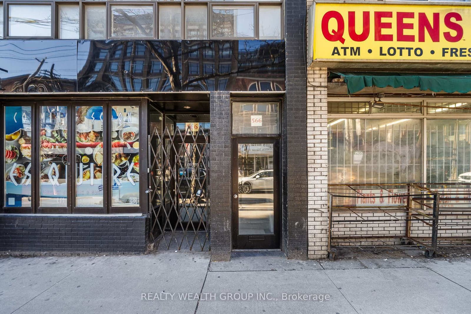 566 Queen Street, Toronto, ON — photo 3