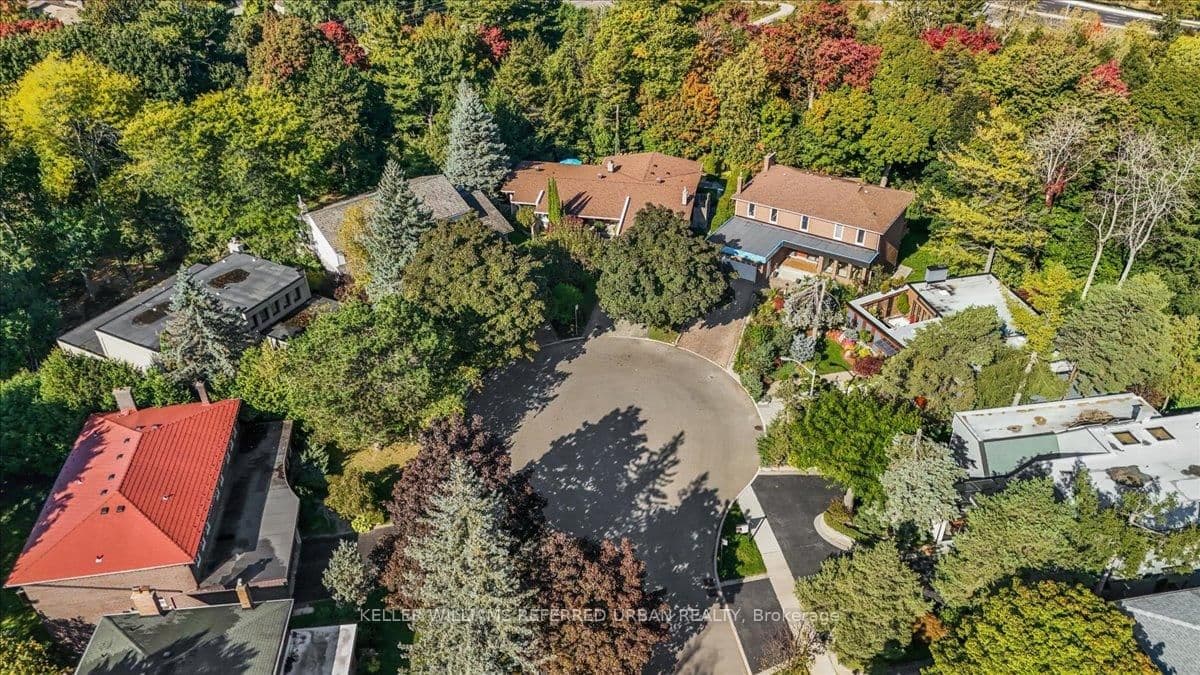 31 Janus Court, Toronto, ON — photo 3