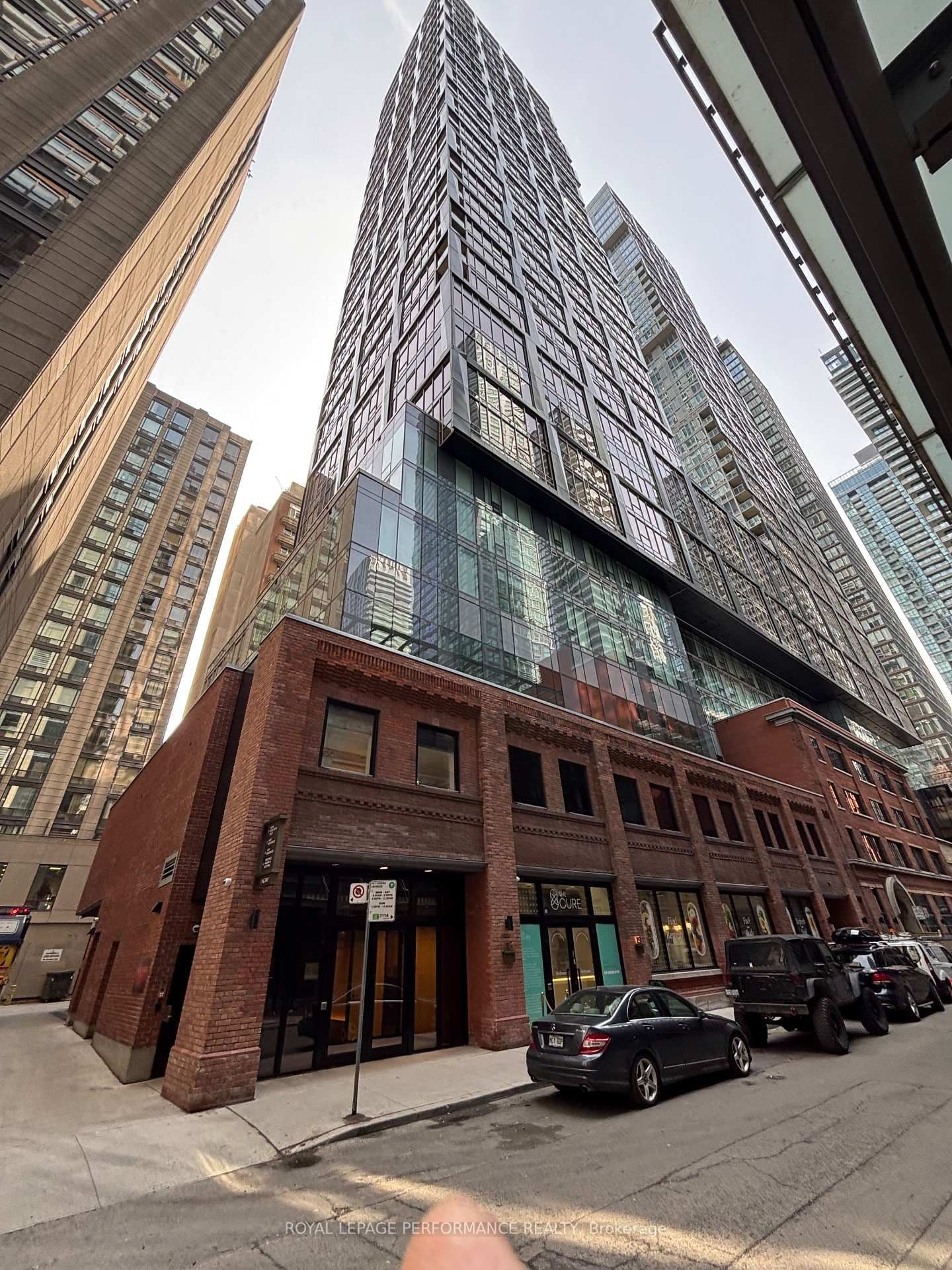 15 Mercer Street, Toronto, ON — photo 2