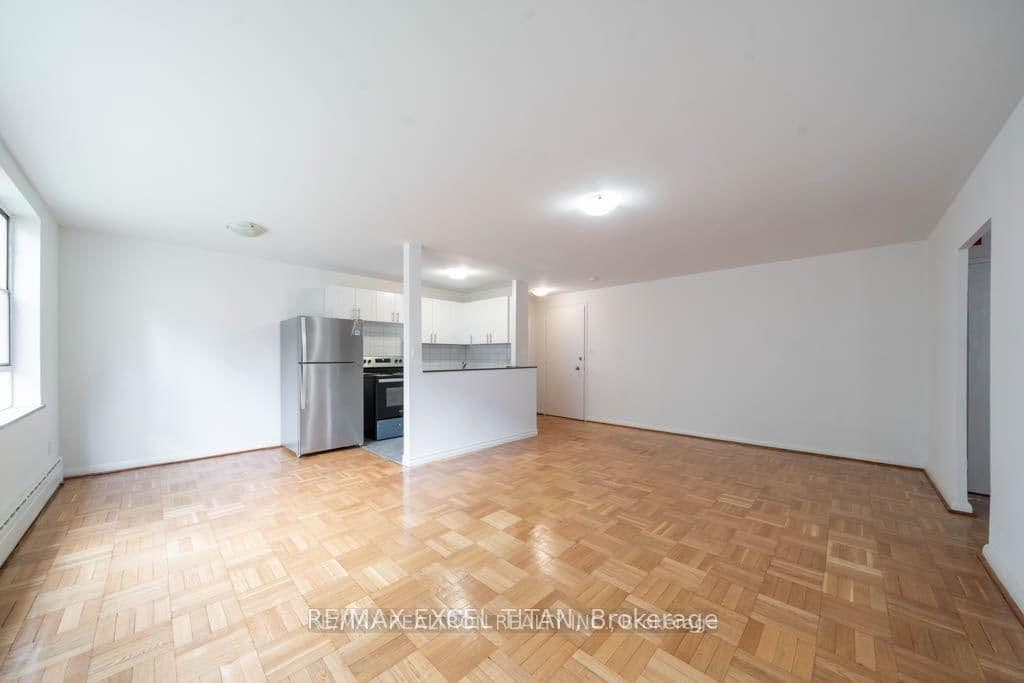 306 - 77 Erskine Avenue, Toronto, ON — photo 3