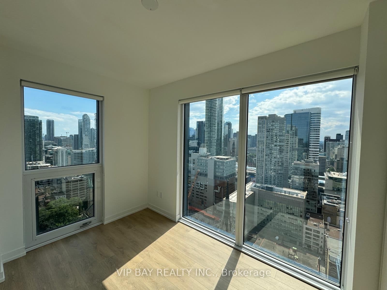 3707 - 82 Dalhousie (Bedroom 2) Street, Toronto, ON — photo 3