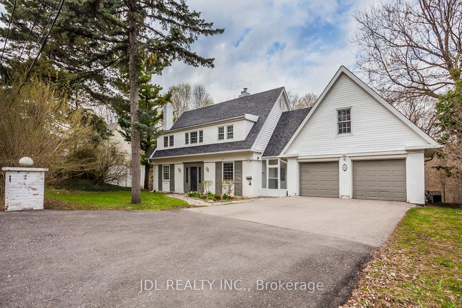 6 Farmingdale Road, Toronto, ON