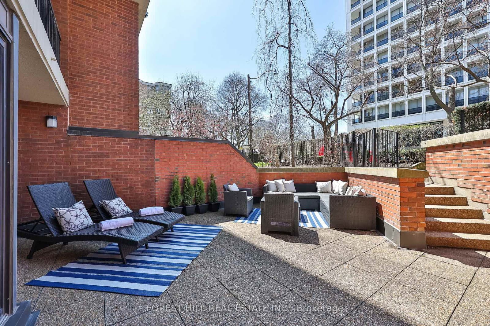 115 - 349 St Clair Avenue, Toronto, ON — photo 2
