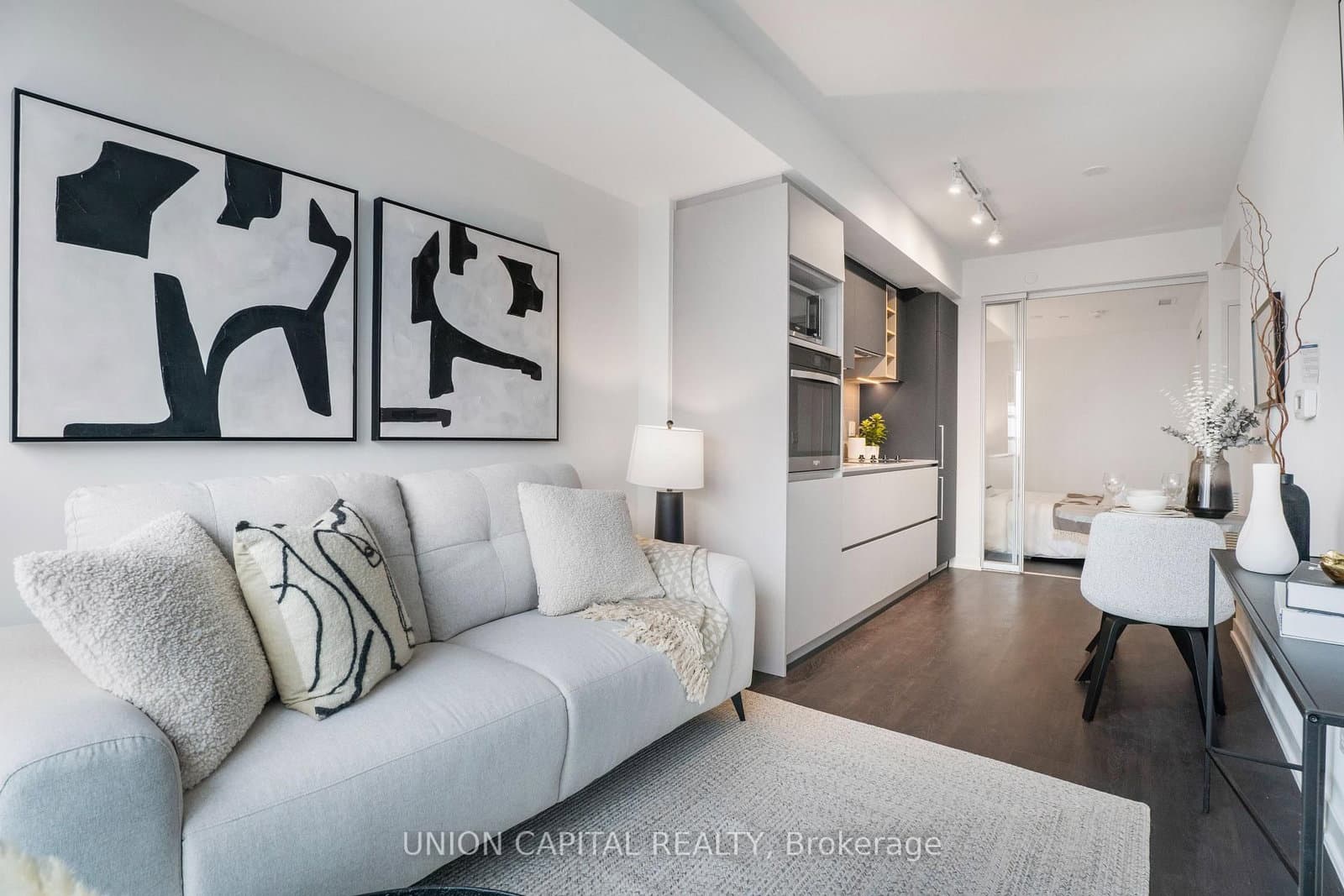 4908 - 319 Jarvis Street, Toronto, ON