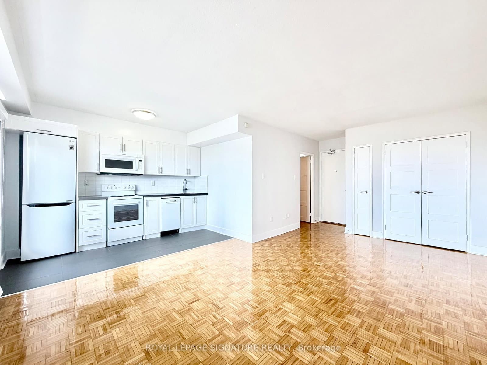 908 - 276 St George Street, Toronto, ON
