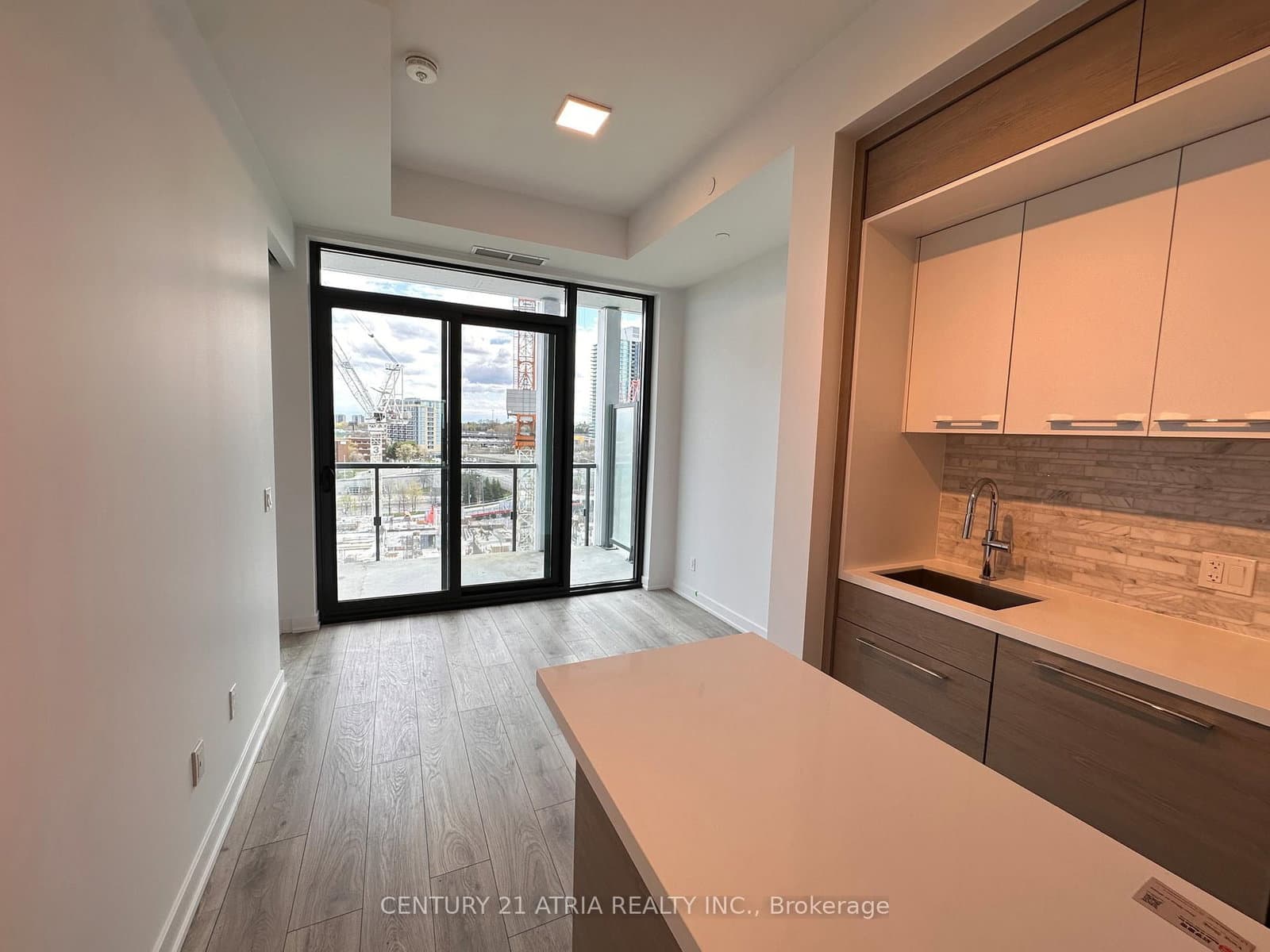 715 - 29 Green Trail Court, Toronto, ON — photo 2