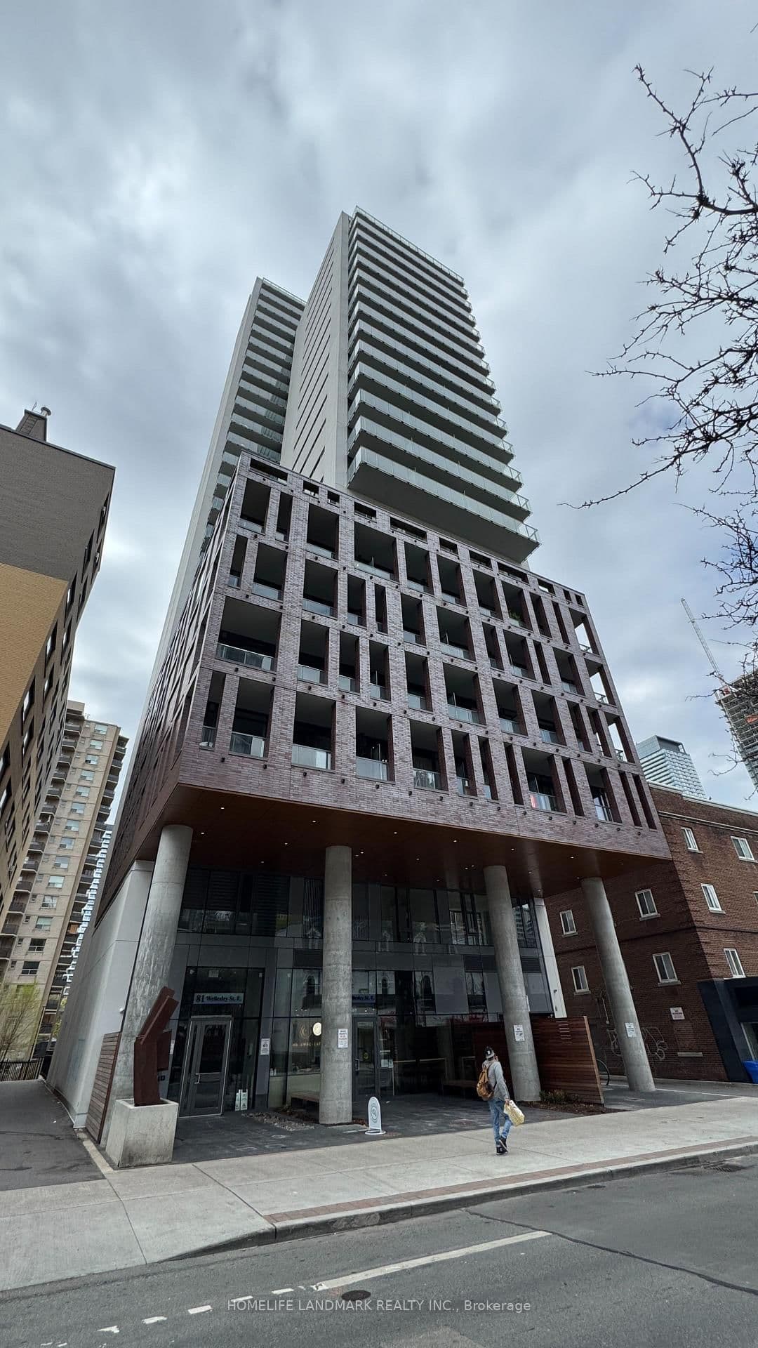 308 - 81 Wellesley Street, Toronto, ON