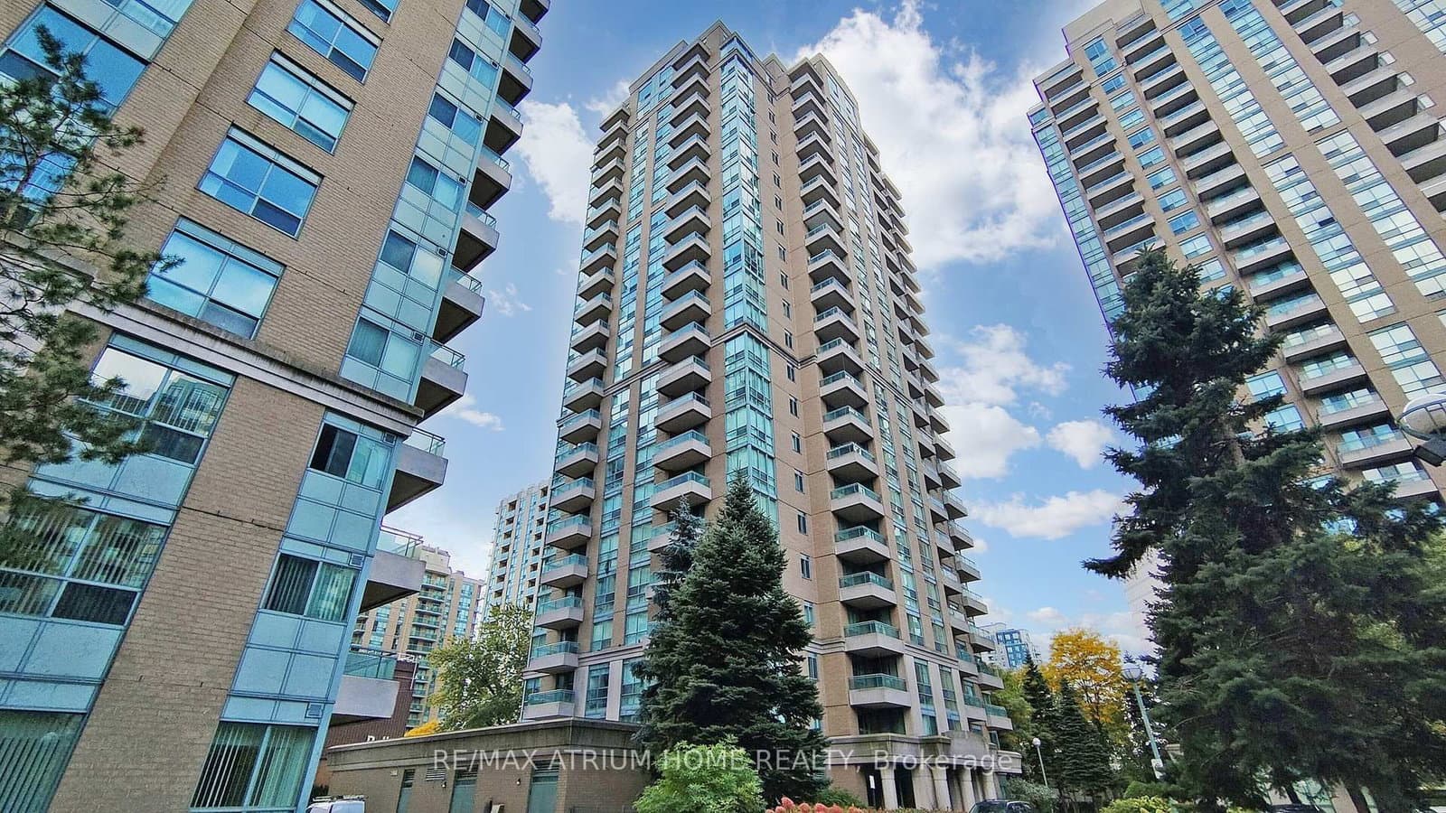 1703 - 3 Pemberton Avenue, Toronto, ON