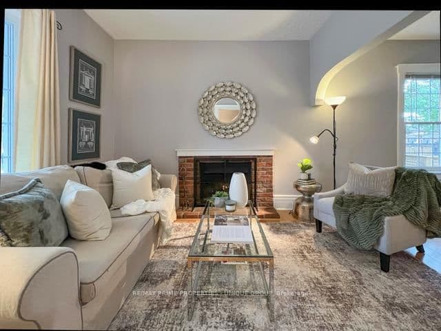 11 Freeman Street, Toronto, ON — photo 3