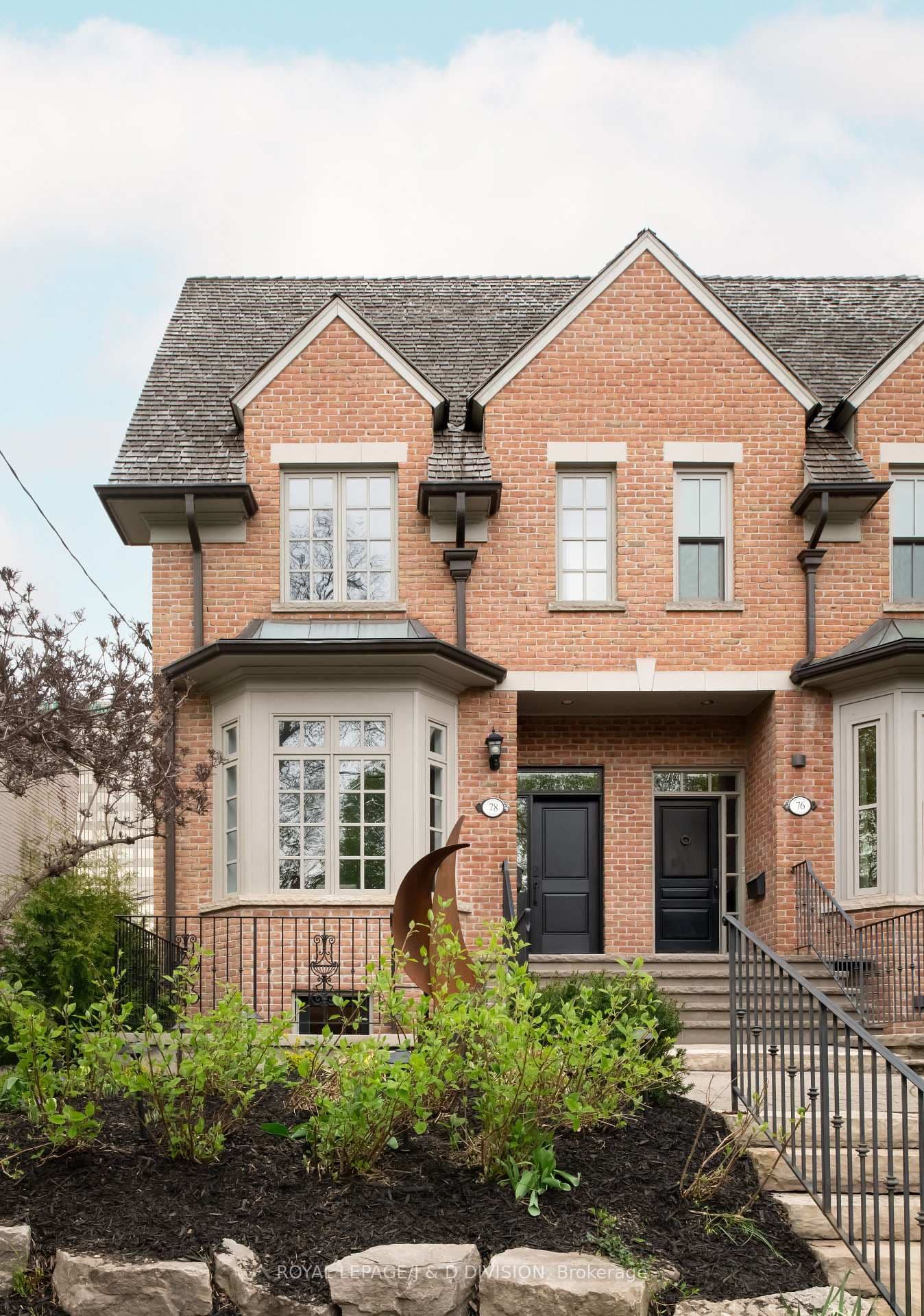 78 Balmoral Avenue, Toronto, ON