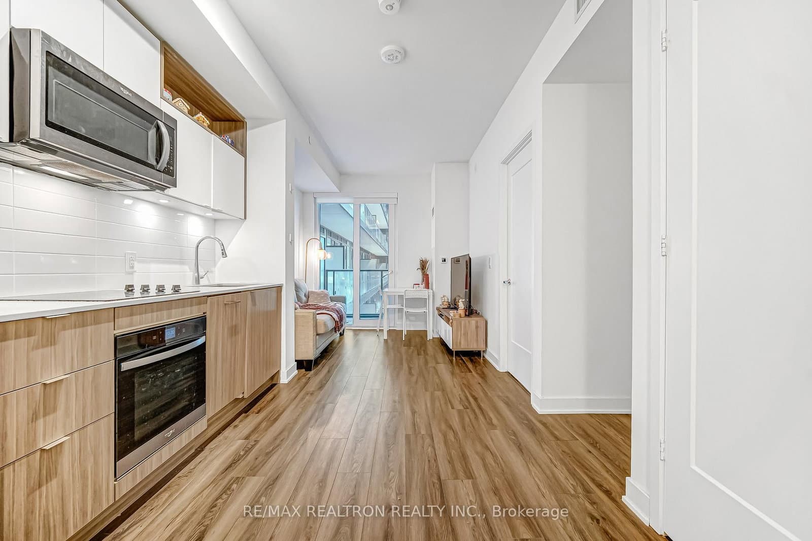 1439 - 135 Lower Sherbourne Street, Toronto, ON — photo 2