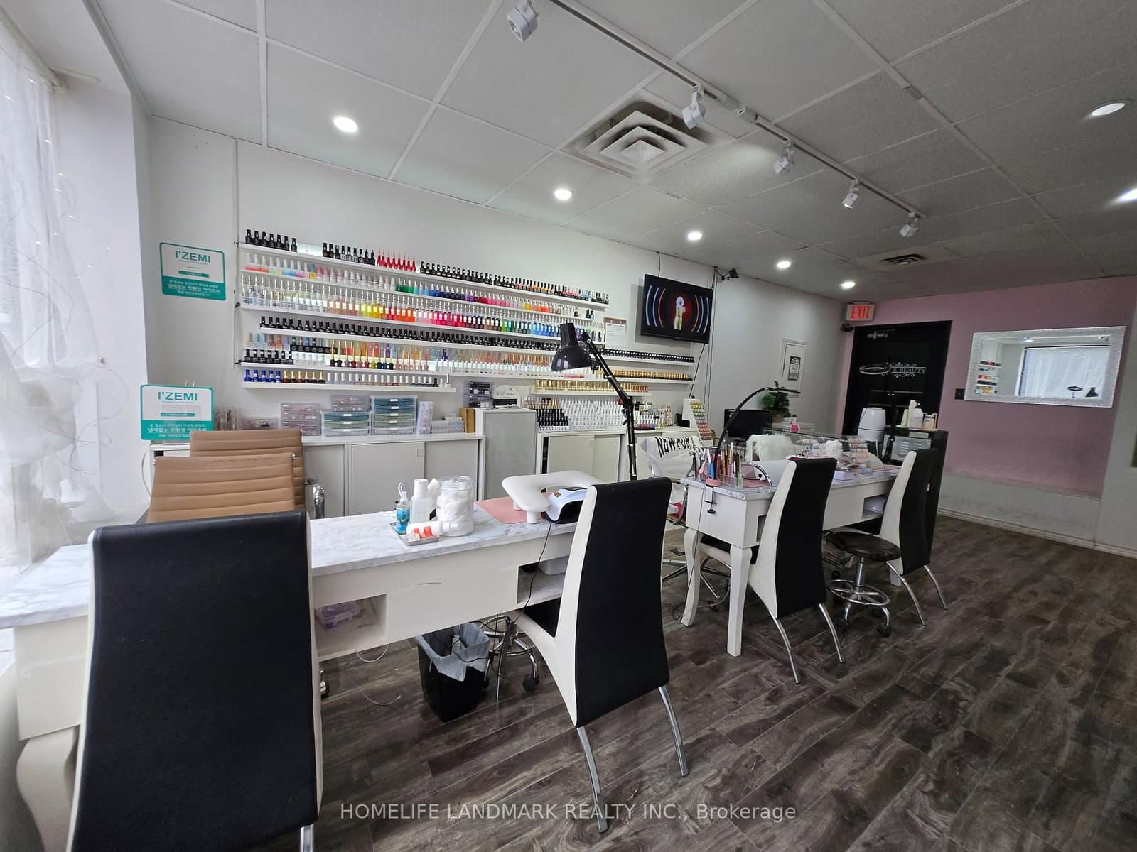 300 - 5519 Yonge Street, Toronto, ON — photo 2