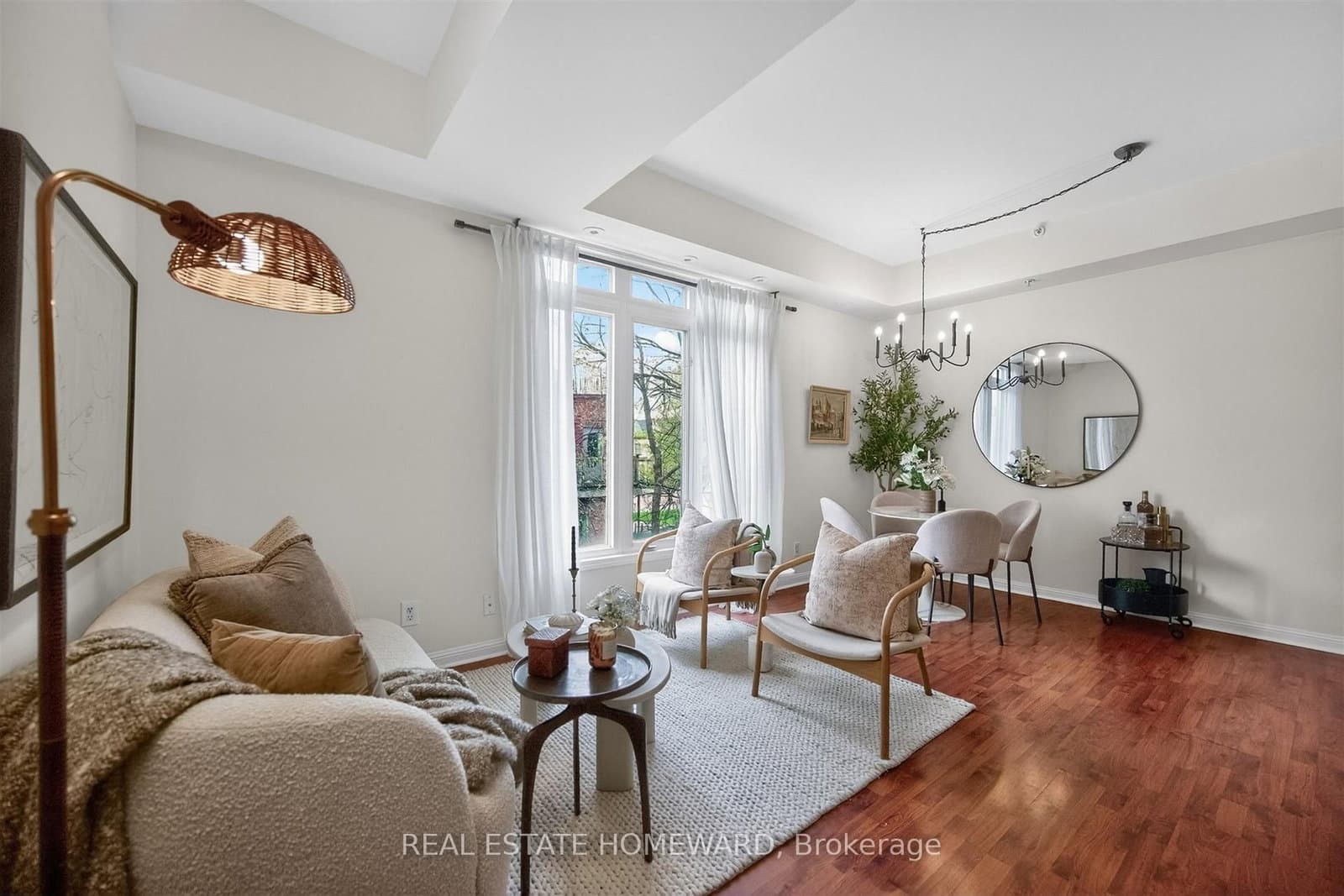32 - 88 Carr Street, Toronto, ON — photo 2